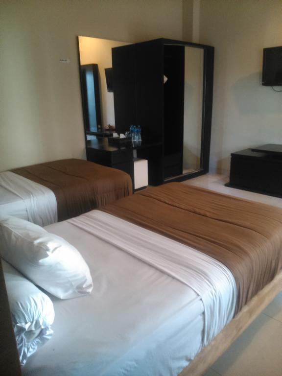 The Winner Premier Hotel Pemalang Bagian luar foto