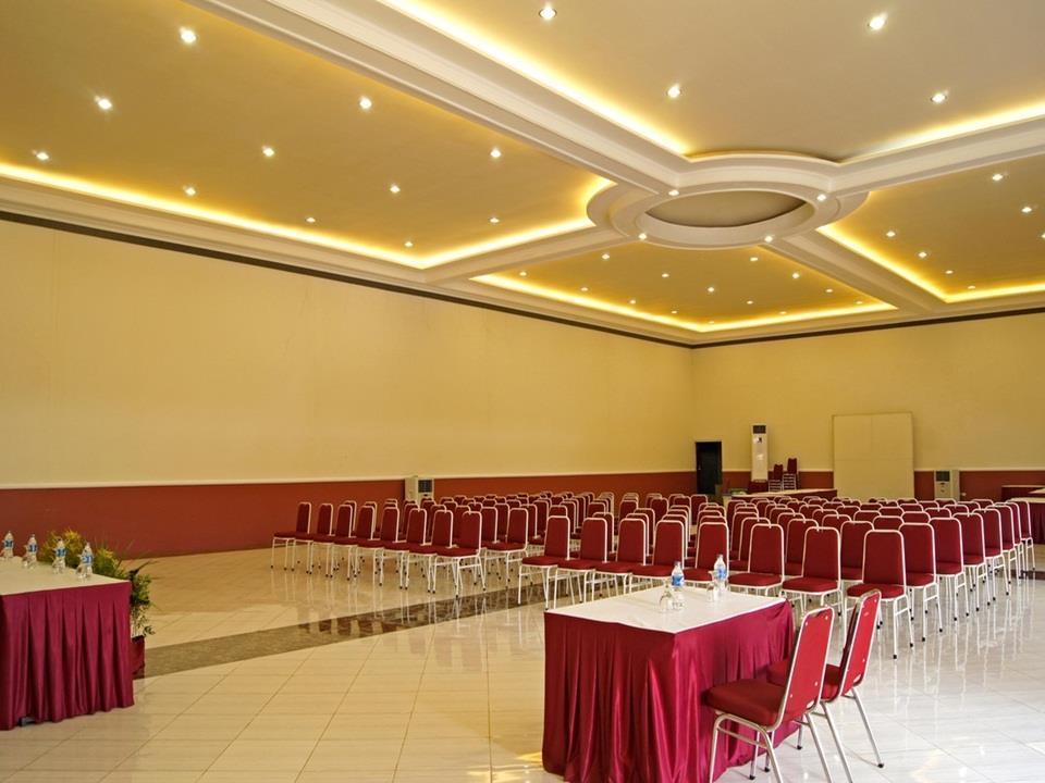 The Winner Premier Hotel Pemalang Bagian luar foto